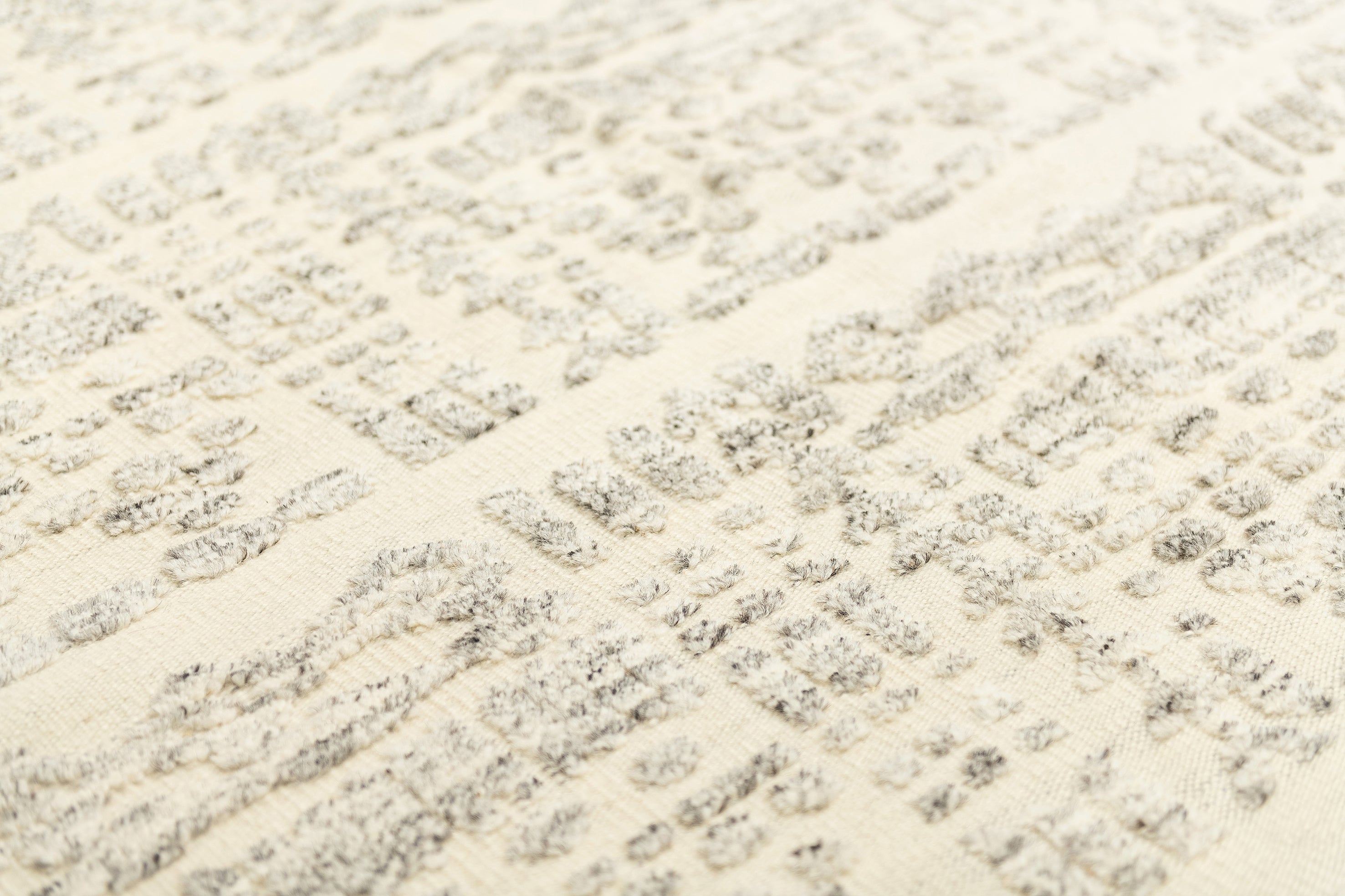 Labyrinth Rug - Beige - 3.00 x 2.40m