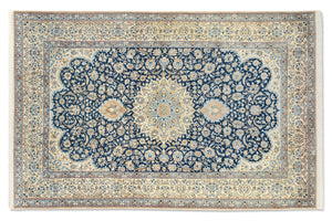 Tapis Nain - Bleu Nuit - 3,35 x 2,25 m
