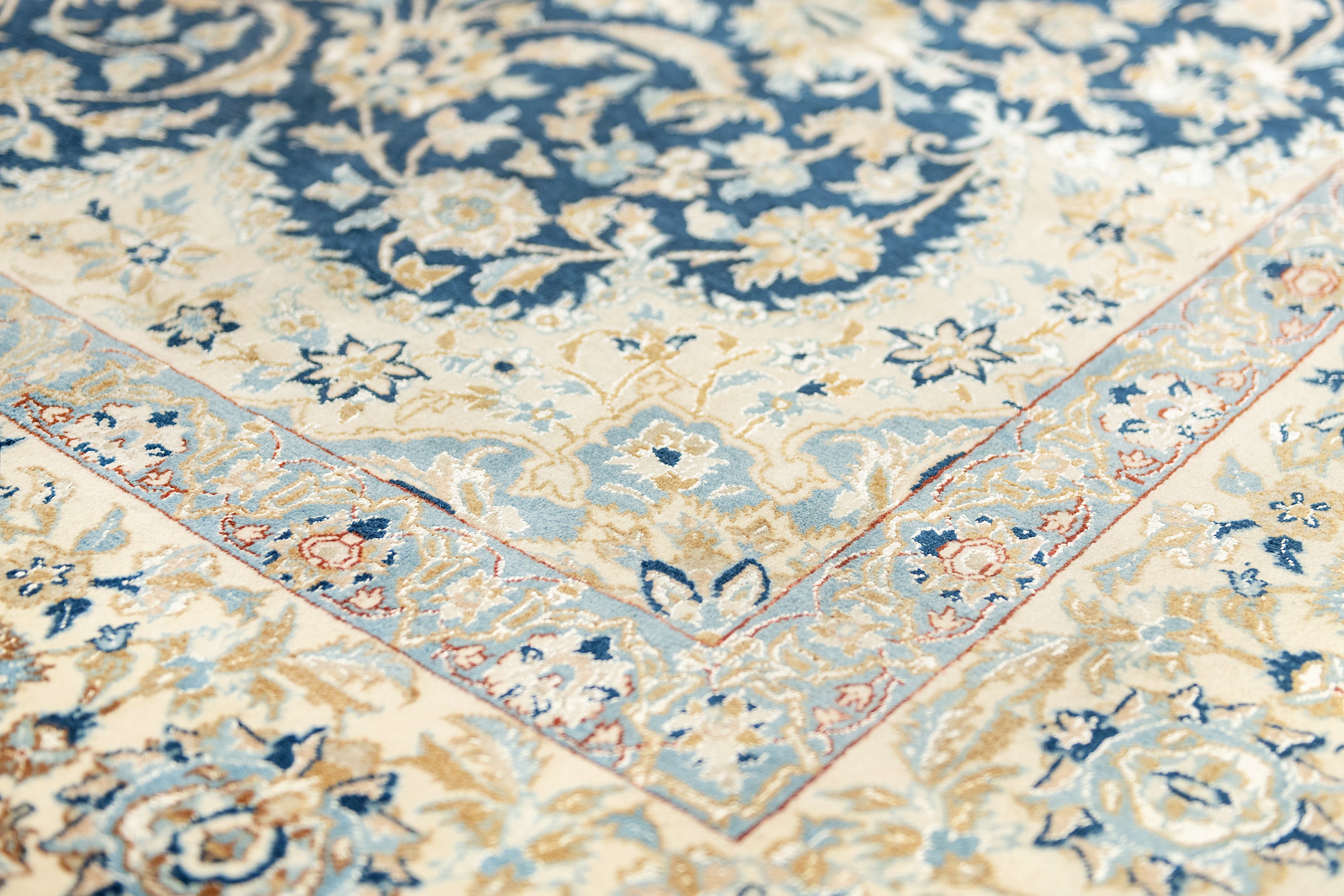Tapis Nain - Bleu Nuit - 3,35 x 2,25 m